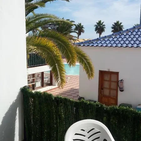 Casa Anna Apartahotel